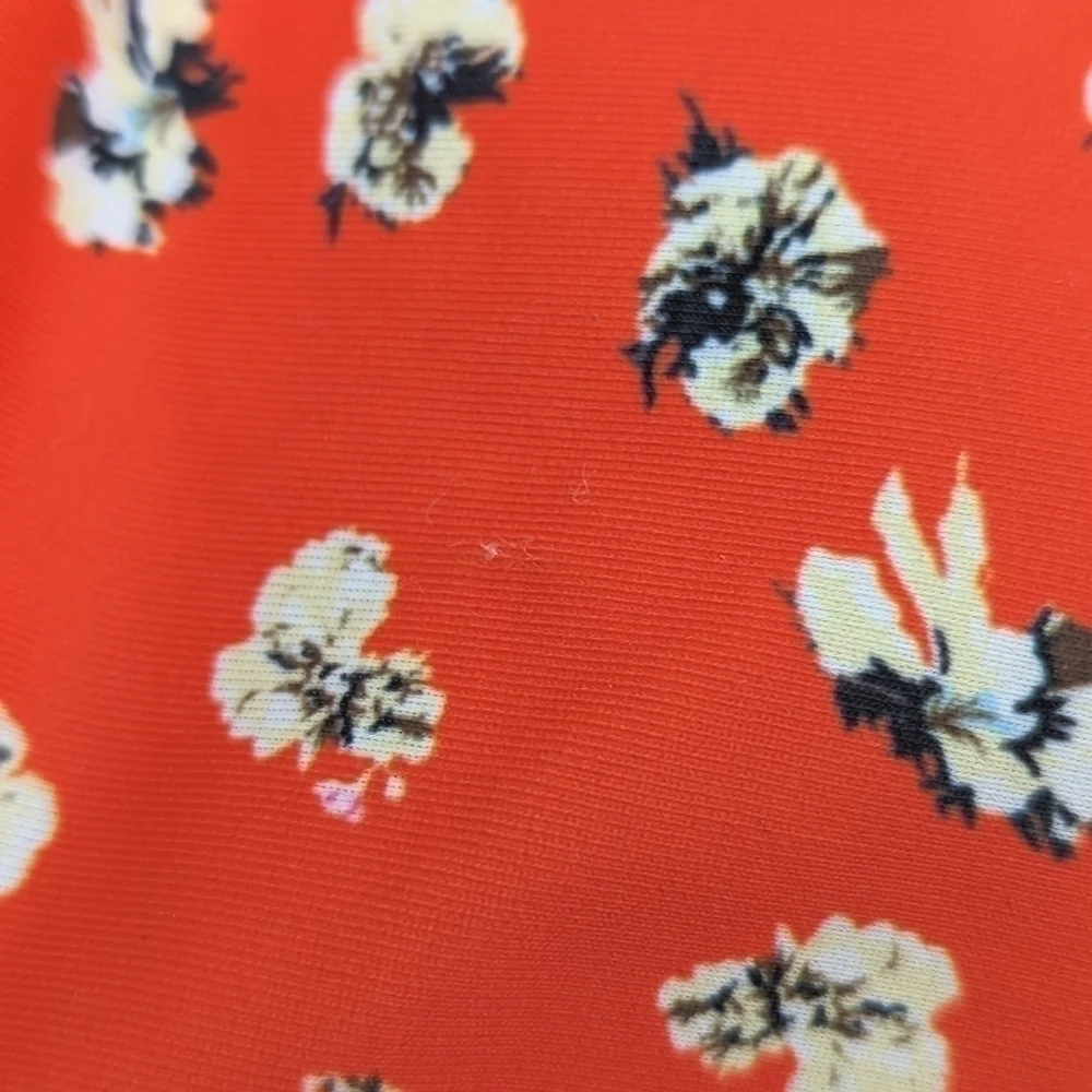 SUNYGAL Floral Ruffle Bikini Set NWT Size S - Picture 6 of 6